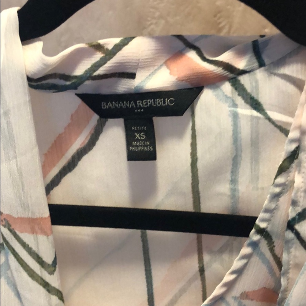 Blouses - Picture 2 of 4